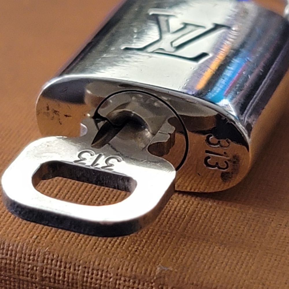 Louis Vuitton Lock and Key #313 LV Designer GOLD